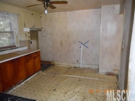 2407 32nd St NE, Hickory, NC 28601