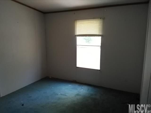 1372 Prison Camp Rd, Newton, NC 28658