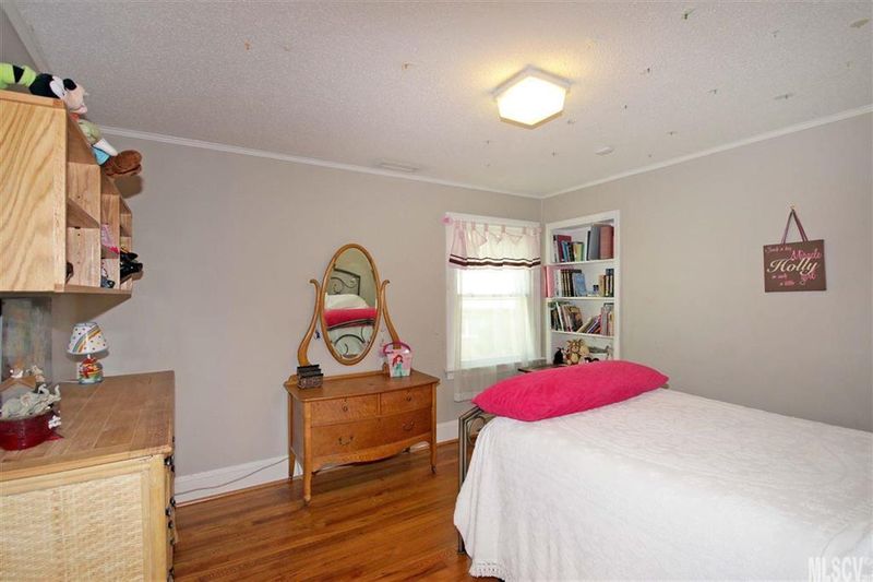 1113 Gregory Rd, Statesville, NC 28677
