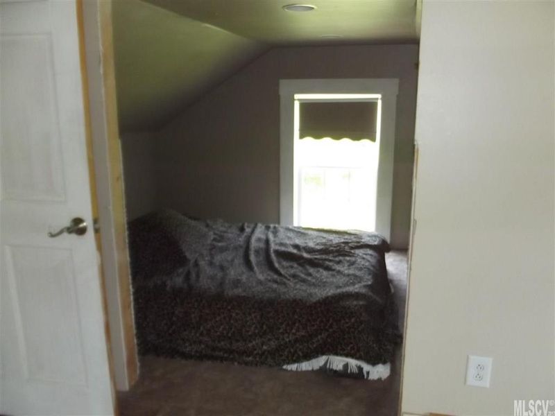 326 15th Ave SE, Hickory, NC 28602