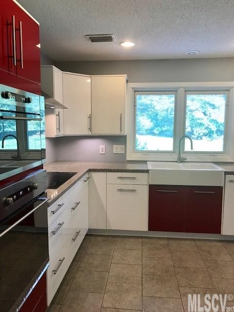 2540 Eagle Dr NE, Conover, NC 28613