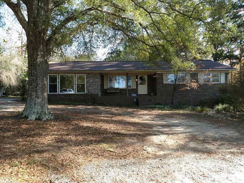 5535 Bandys Cross Rd E, Catawba, NC 28609