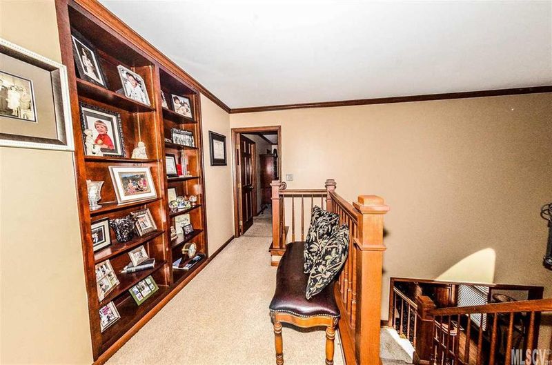 3969 Deer Run Dr NE, Conover, NC 28613
