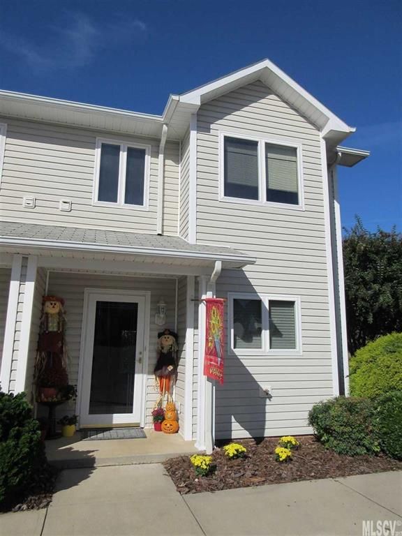 3267 White Oak Ct, Claremont, NC 28610
