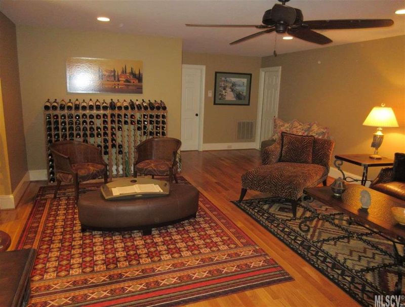 2649 Nicklaus Ct NE, Conover, NC 28613
