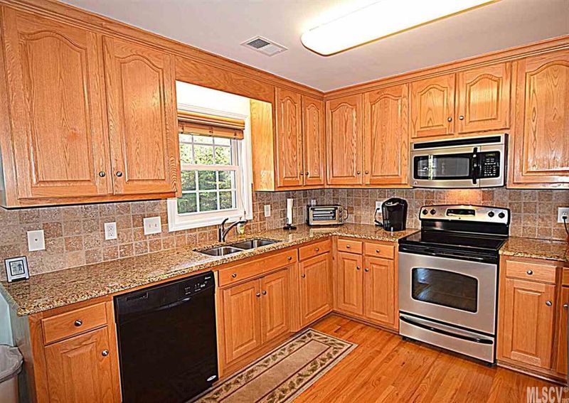4435 Briarcreek Rd, Maiden, NC 28650