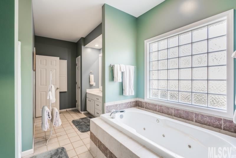 3562 Savannah Ln, Claremont, NC 28610