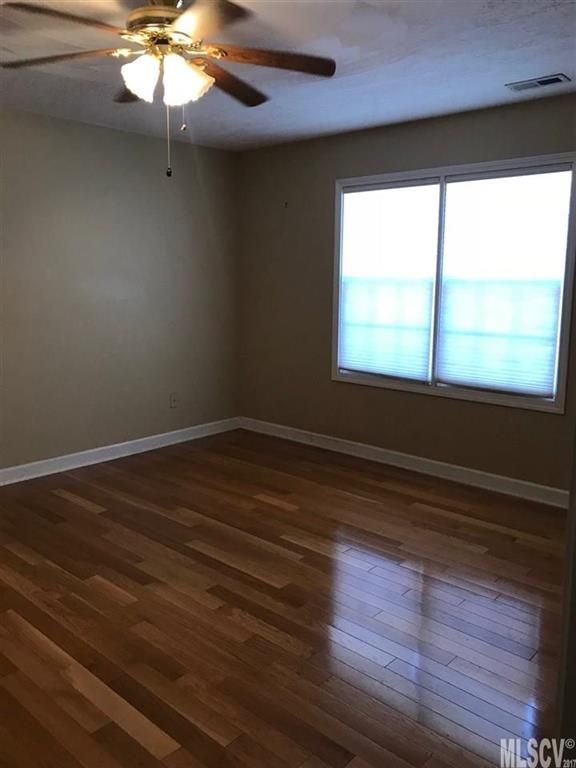 2178 Picnic Dr, Newton, NC 28658