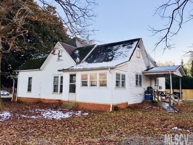 2105 5th St NE, Hickory, NC 28601
