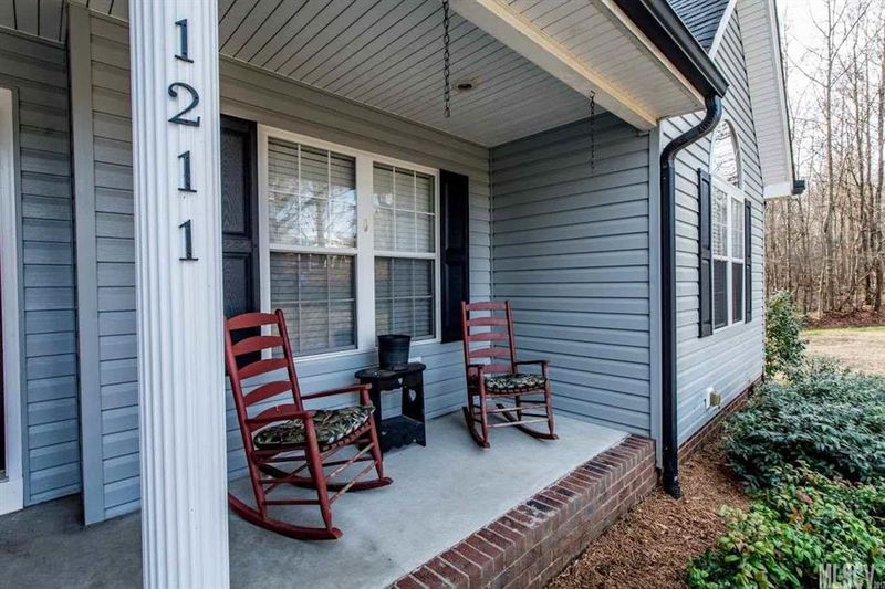 1211 Mccaslin Pl, Maiden, NC 28650