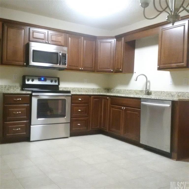 3369 Sigmont Dr, Claremont, NC 28610