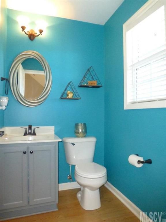 234 18th Ave SE, Hickory, NC 28602