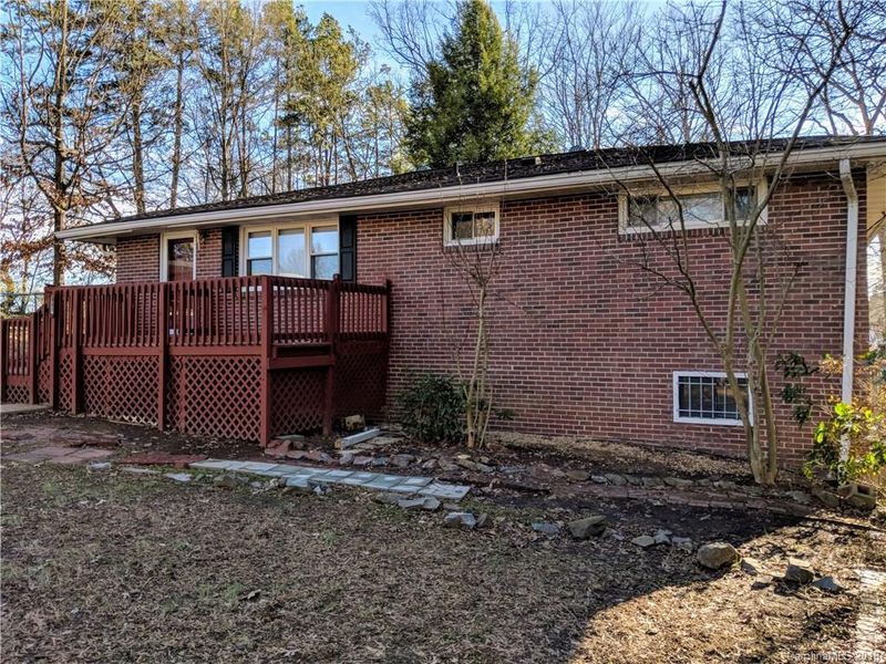 103 W 9th Ave W, Gastonia, NC 28052