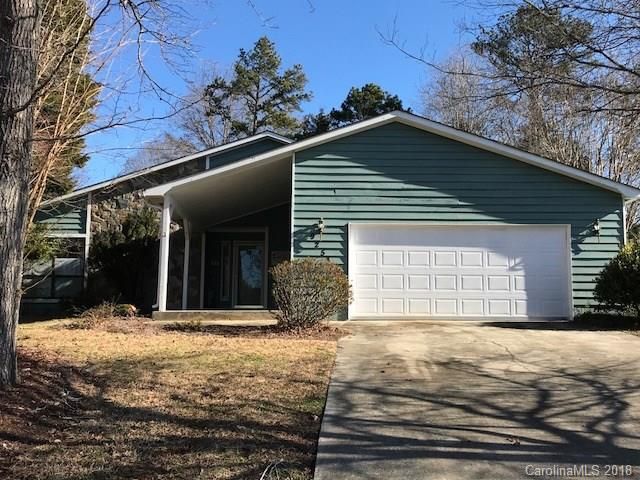 9253 Aylesbury Ln, Mint Hill, NC 28227