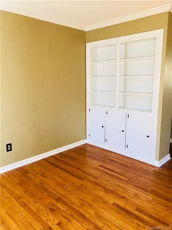335 Wakefield Dr #C, Charlotte, NC 28209
