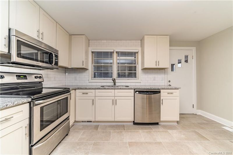 1079 Suttle Rd, Lancaster, SC 29720