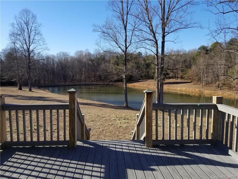 172 Williamsburg Rd, Olin, NC 28660