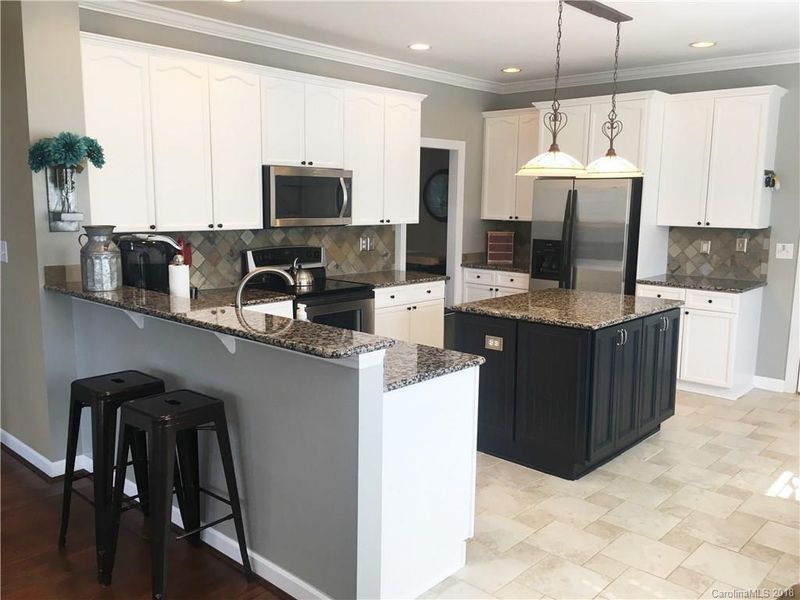 125 Longboat Rd, Mooresville, NC 28117