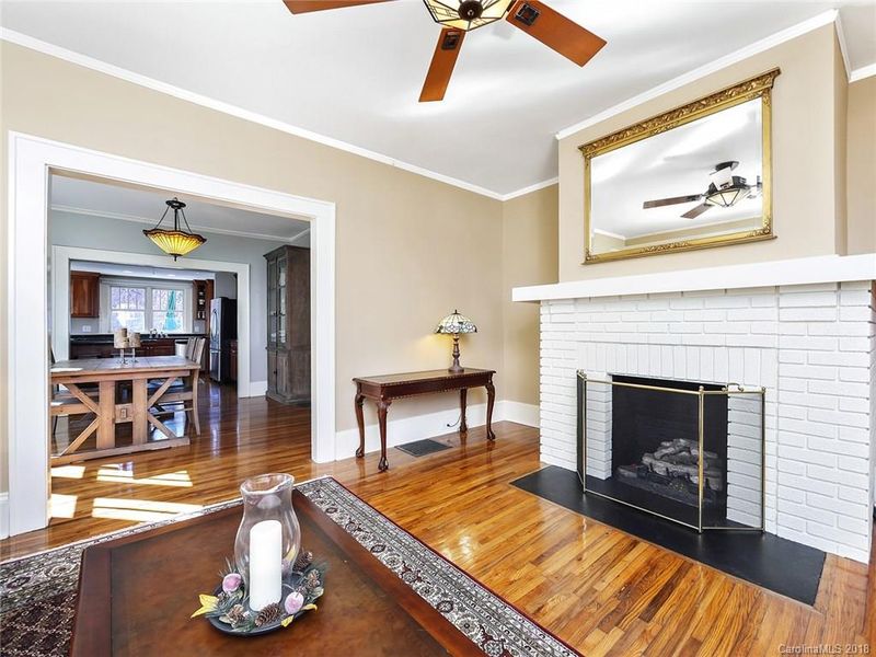 808 Brookside Ave, Charlotte, NC 28203
