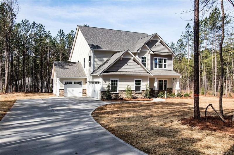 7046 Tulip Poplar Dr, Denver, NC 28037