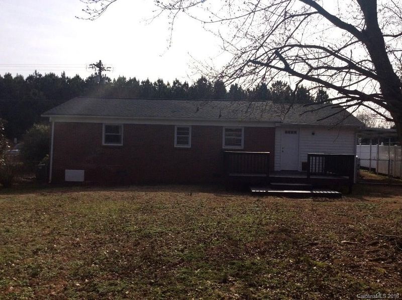 1305 Miles Rd, Dallas, NC 28034