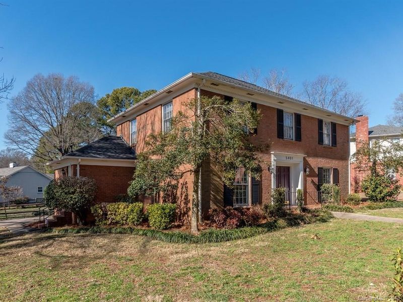 5401 Lansing Dr, Charlotte, NC 28270