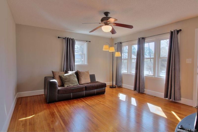 4851 Amity Pl, Charlotte, NC 28212