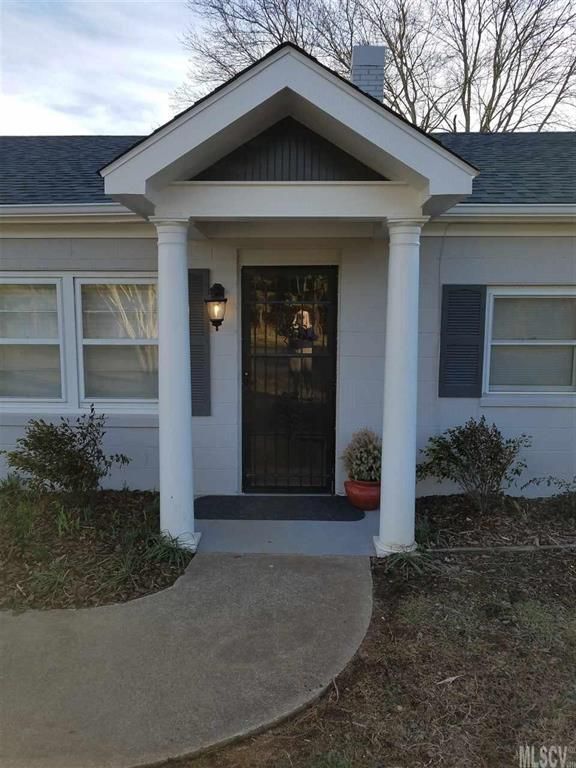 4673 Bowman Rd #17, Hickory, NC 28602