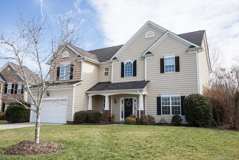 6013 The Meadows Ln, Harrisburg, NC 28075