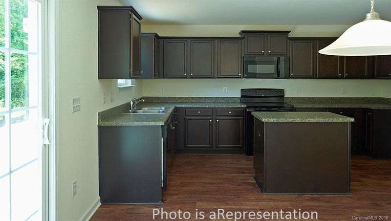 2807 Thomas Twig Dr #377, Dallas, NC 28034