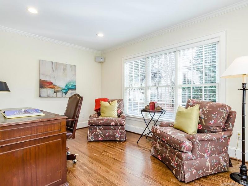 348 Hillside Ave, Charlotte, NC 28209