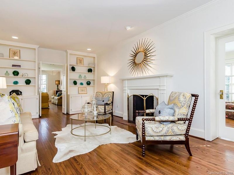 348 Hillside Ave, Charlotte, NC 28209