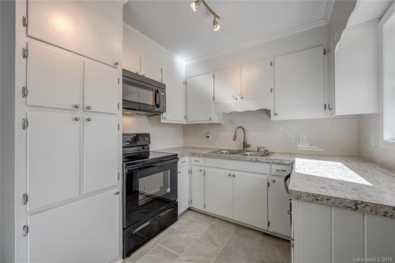 3127 Whitson Rd, Gastonia, NC 28054
