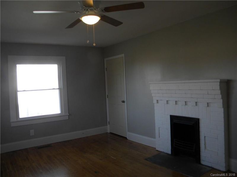 902 Jackson St, Kannapolis, NC 28083