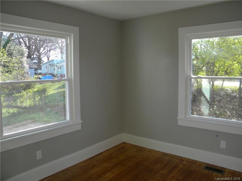 902 Jackson St, Kannapolis, NC 28083