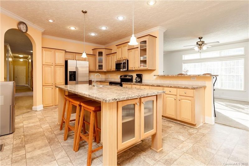 2064 Norma Dr, Concord, NC 28025
