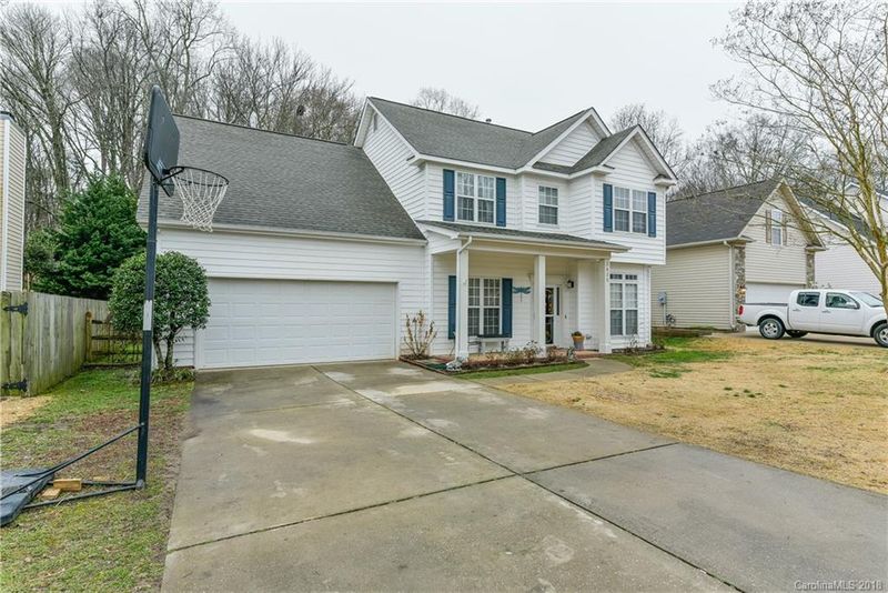 2828 Huckleberry Hill Dr, Fort Mill, SC 29715