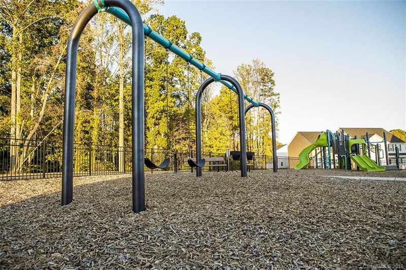 1305 Waylon Ave, Ranlo, NC 28054