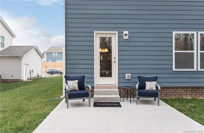 5016 Stonehill Ln, Matthews, NC 28104