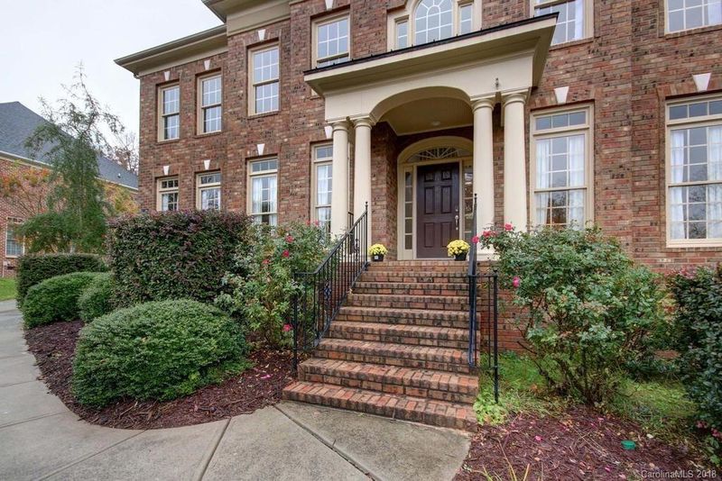 11206 Highcrest Dr, Huntersville, NC 28078