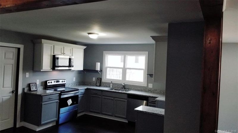 23 2nd St, Cramerton, NC 28032