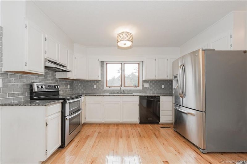 16063 Pago Pago Dr, Tega Cay, SC 29708
