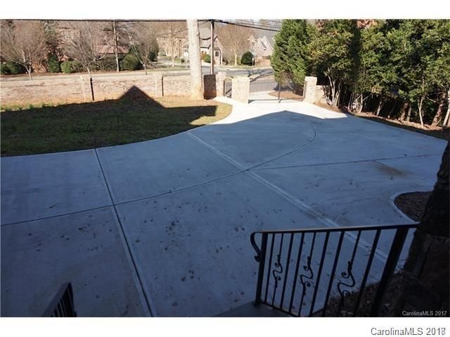 7717 Park Rd, Charlotte, NC 28210