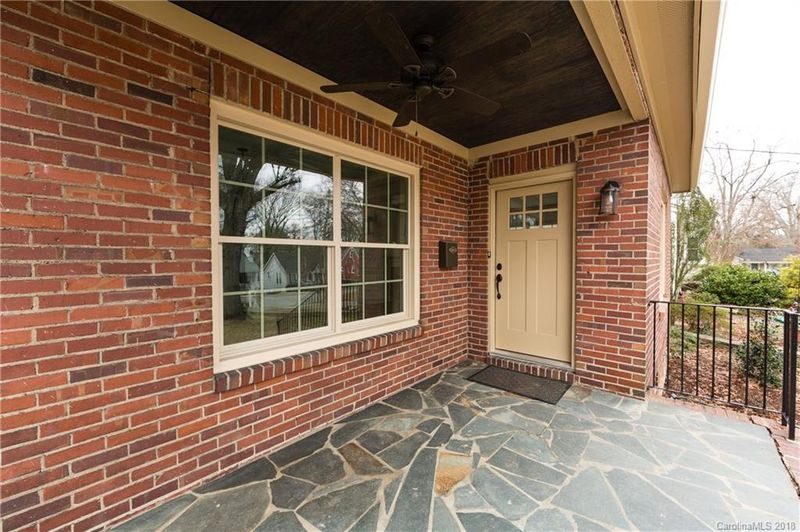523 4th Ave W, Gastonia, NC 28052