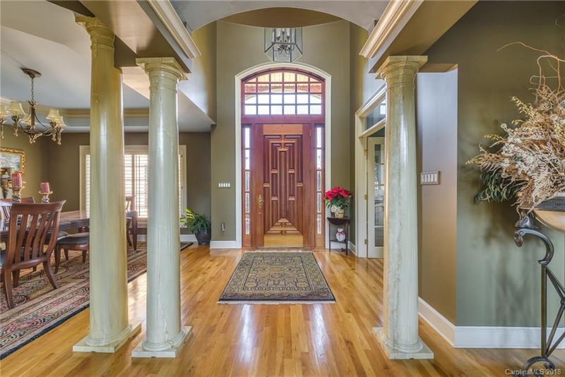126 Cheyenne Ln, Statesville, NC 28677