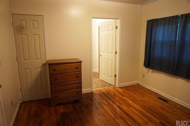 437 East D St, Newton, NC 28658