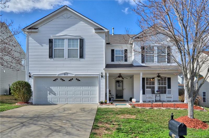 917 Torsion Ln, Clover, SC 29710