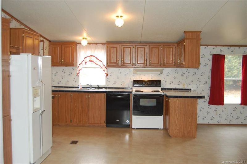 250 Rankin Hill Rd, Troutman, NC 28166