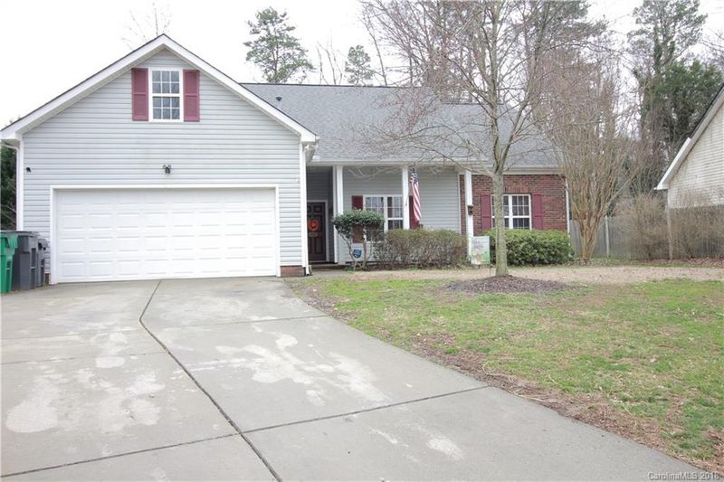 1140 Franklin Thomas Pl, Charlotte, NC 28214