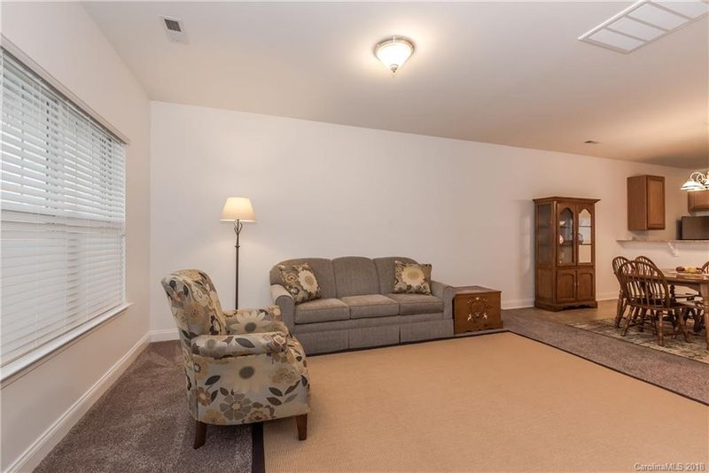 12457 Mcgrath Dr, Charlotte, NC 28269